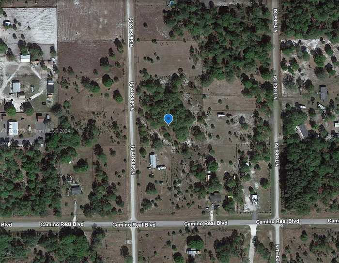 photo 3: 325 N Sendero St, Clewiston FL 33440