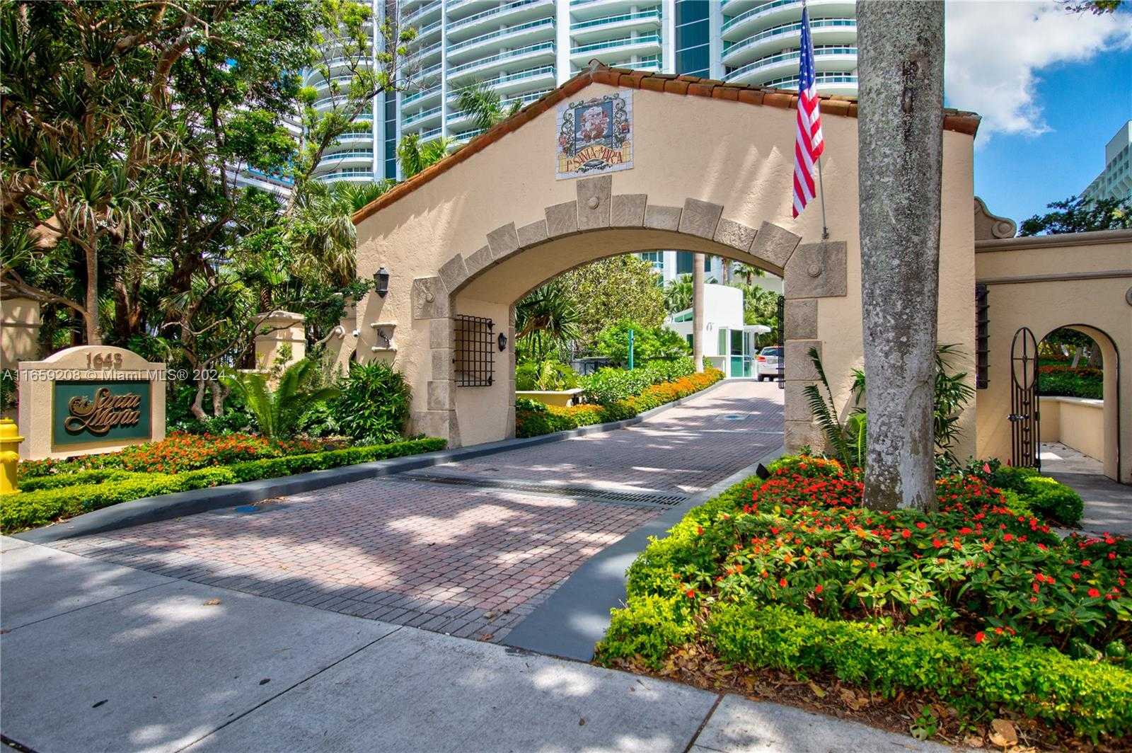 photo 2: 1643 Brickell Ave Unit 1201, Miami FL 33129