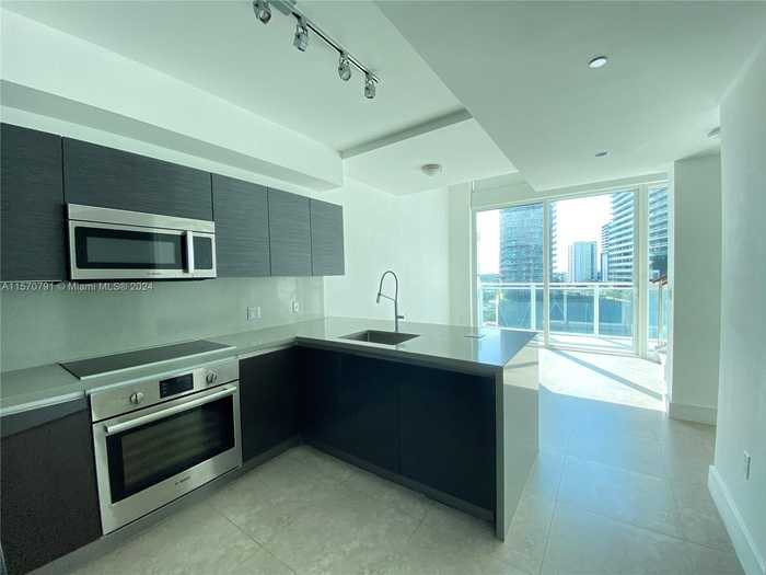 photo 2: 1080 Brickell Ave Unit 1111, Miami FL 33131