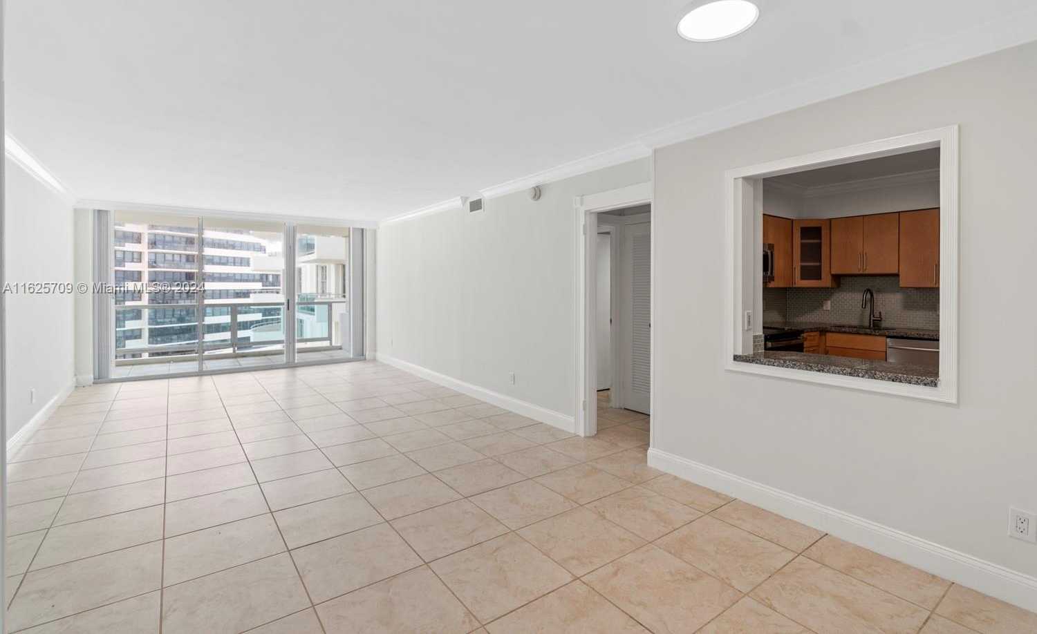 photo 3: 5161 Collins Ave Unit 701, Miami Beach FL 33140