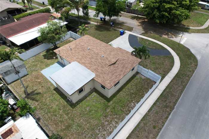 photo 25: 421 N 68th Way, Hollywood FL 33024