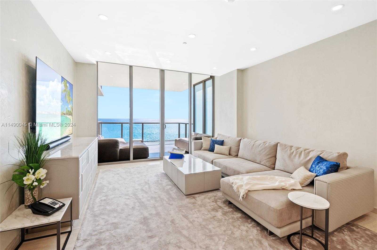 photo 2: 9703 Collins Ave Unit 2502, Bal Harbour FL 33154