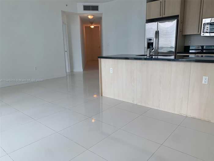 photo 2: 79 SW 12th St Unit 1707-S, Miami FL 33130