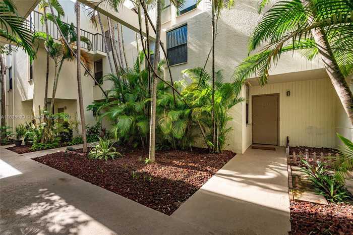 photo 1: 20350 W Country Club Dr Unit 110-4, Aventura FL 33180