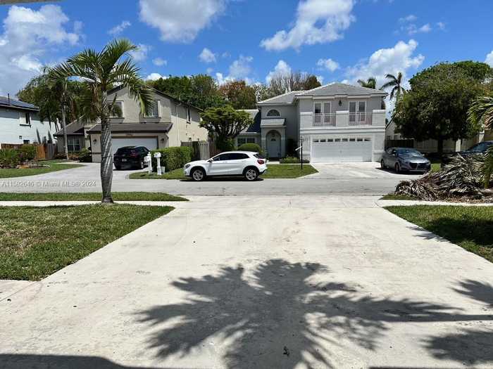 photo 32: 15970 SW 72nd Ter, Miami FL 33193