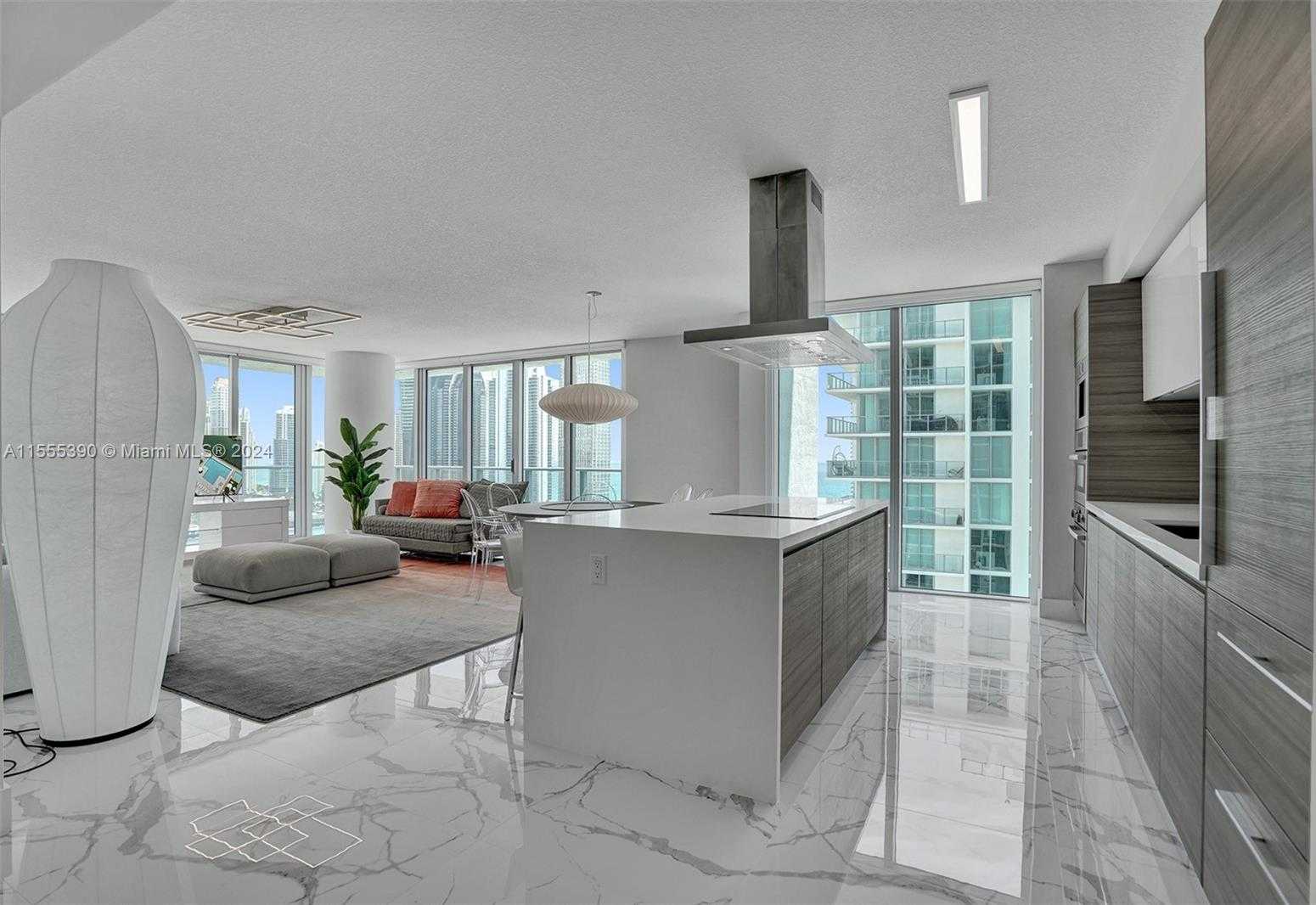 photo 1: 330 Sunny Isles Blvd Unit 5-2207, Sunny Isles Beach FL 33160