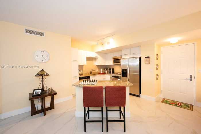 photo 2: 510 NW 84th Ave Unit 407, Plantation FL 33324