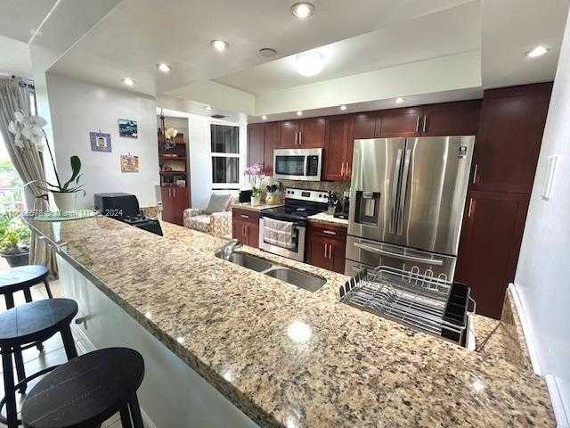 photo 3: 4000 Towerside Ter Unit 412, Miami FL 33138