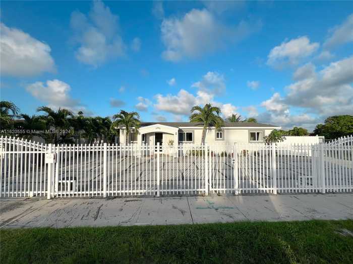 photo 2: 19681 SW 122nd Ave, Miami FL 33177