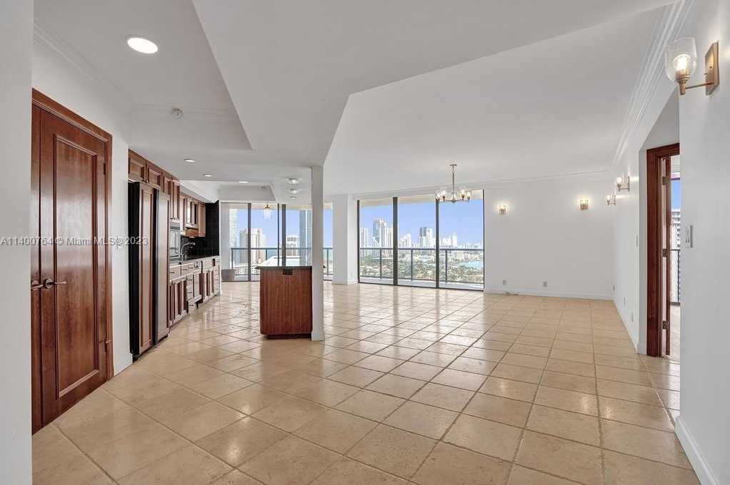 photo 1: 19667 Turnberry Way Unit 26B, Aventura FL 33180