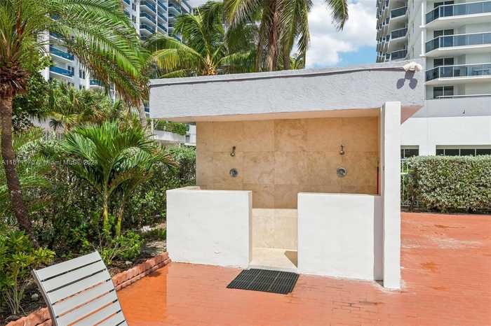 photo 31: 2401 Collins Ave Unit 1011, Miami Beach FL 33140