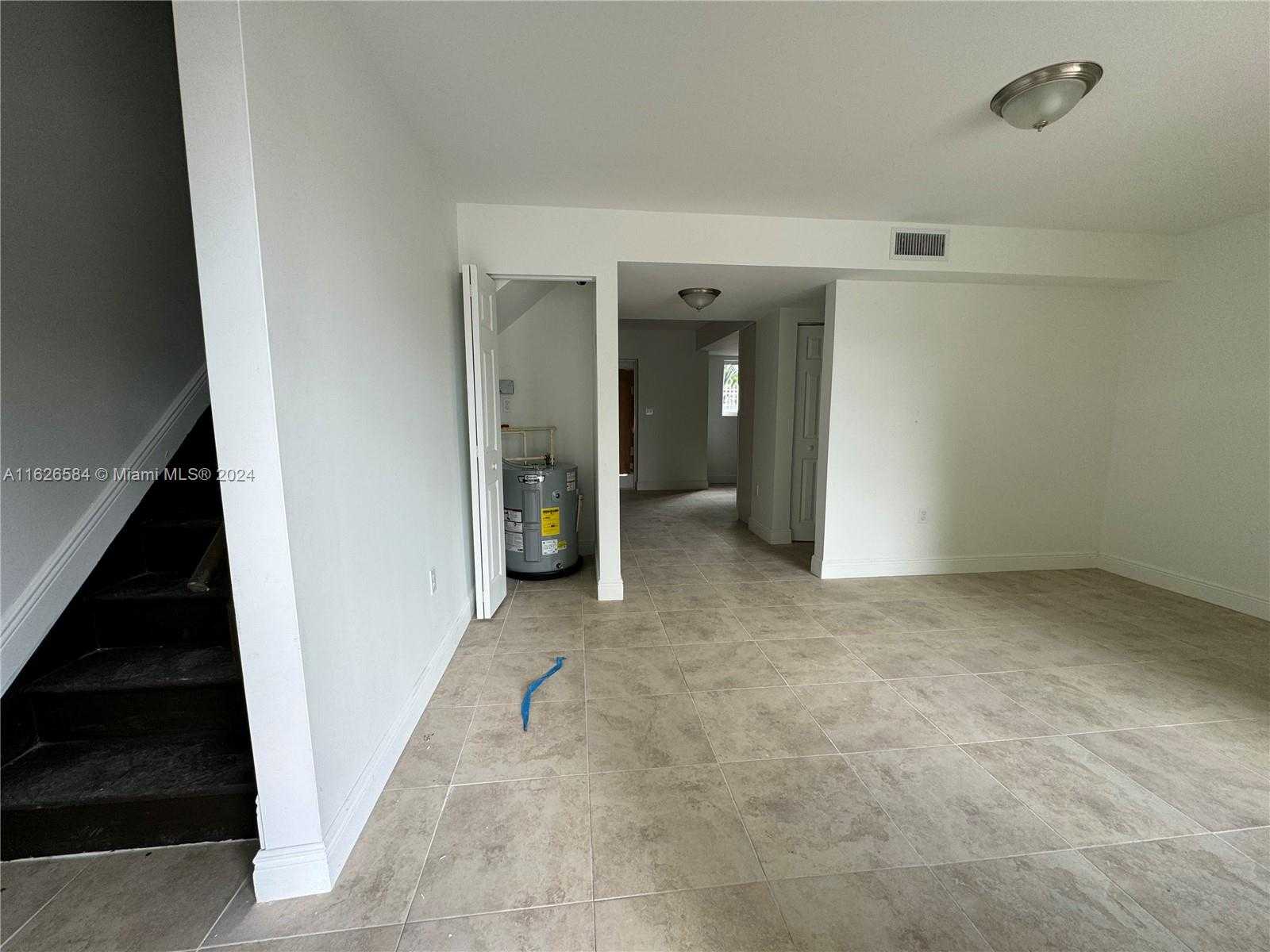 photo 2: 1994 NW 5th Pl Unit 273, Miami FL 33136