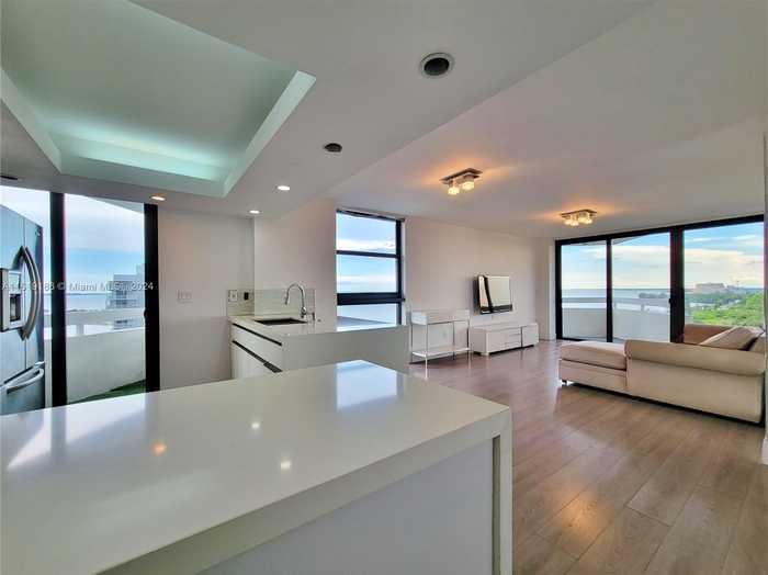 photo 1: 2501 Brickell Ave Unit 1207, Miami FL 33129