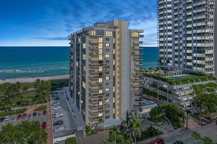 photo 34: 6423 Collins Ave Unit 1605, Miami Beach FL 33141