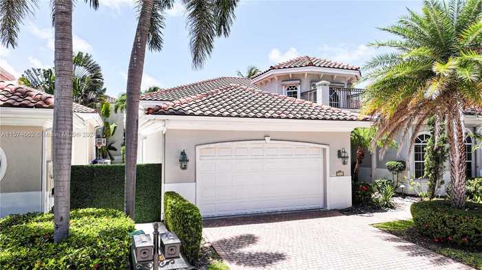 photo 2: 912 Manatee Way, Hollywood FL 33019