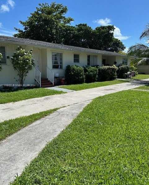 photo 3: 470 NW 26th Ave, Miami FL 33125