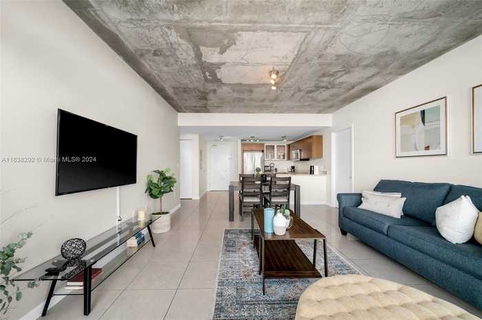 photo 1: Unit 814, Miami FL 33137