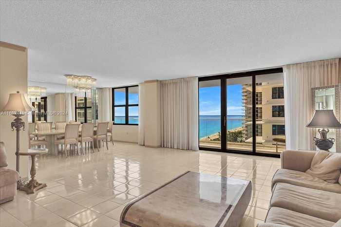 photo 2: 9801 Collins Ave Unit 18D, Bal Harbour FL 33154