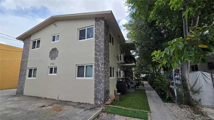 photo 1: 1844 NW 19th St, Miami FL 33125