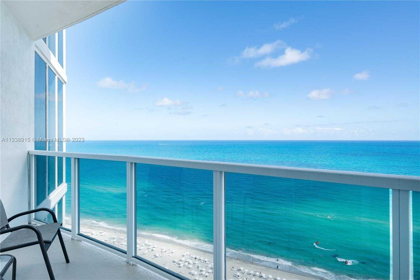 photo 3: 18001 Collins Ave Unit 2109, Sunny Isles Beach FL 33160