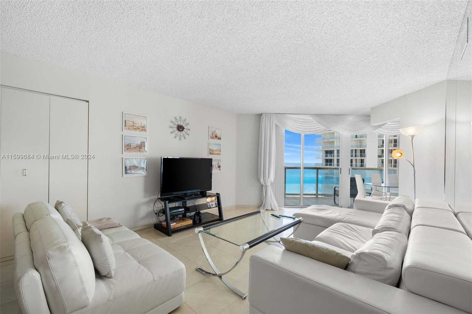 photo 1: 16485 Collins Ave Unit 1632, Sunny Isles Beach FL 33160