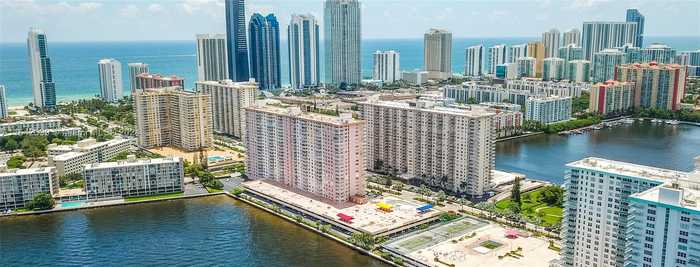 photo 1: Unit 1716, Sunny Isles Beach FL 33160