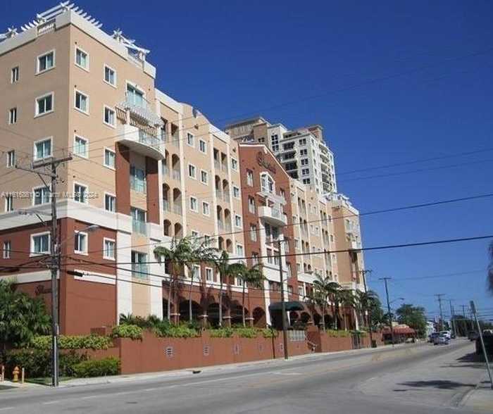 photo 1: 2280 SW 32nd Ave Unit 611, Miami FL 33145