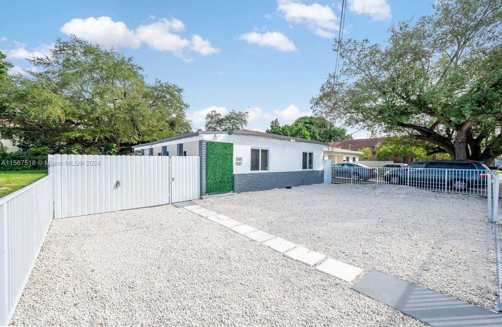 photo 3: 5505 NW 5th Ct, Miami FL 33127