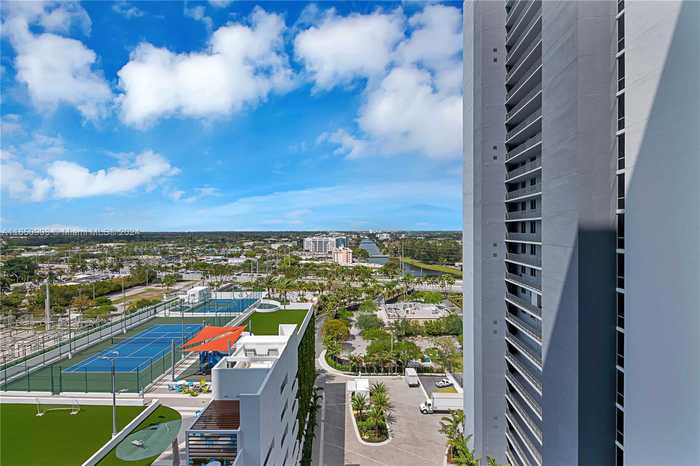 photo 21: 16385 Biscayne Blvd Unit 1517, North Miami Beach FL 33160