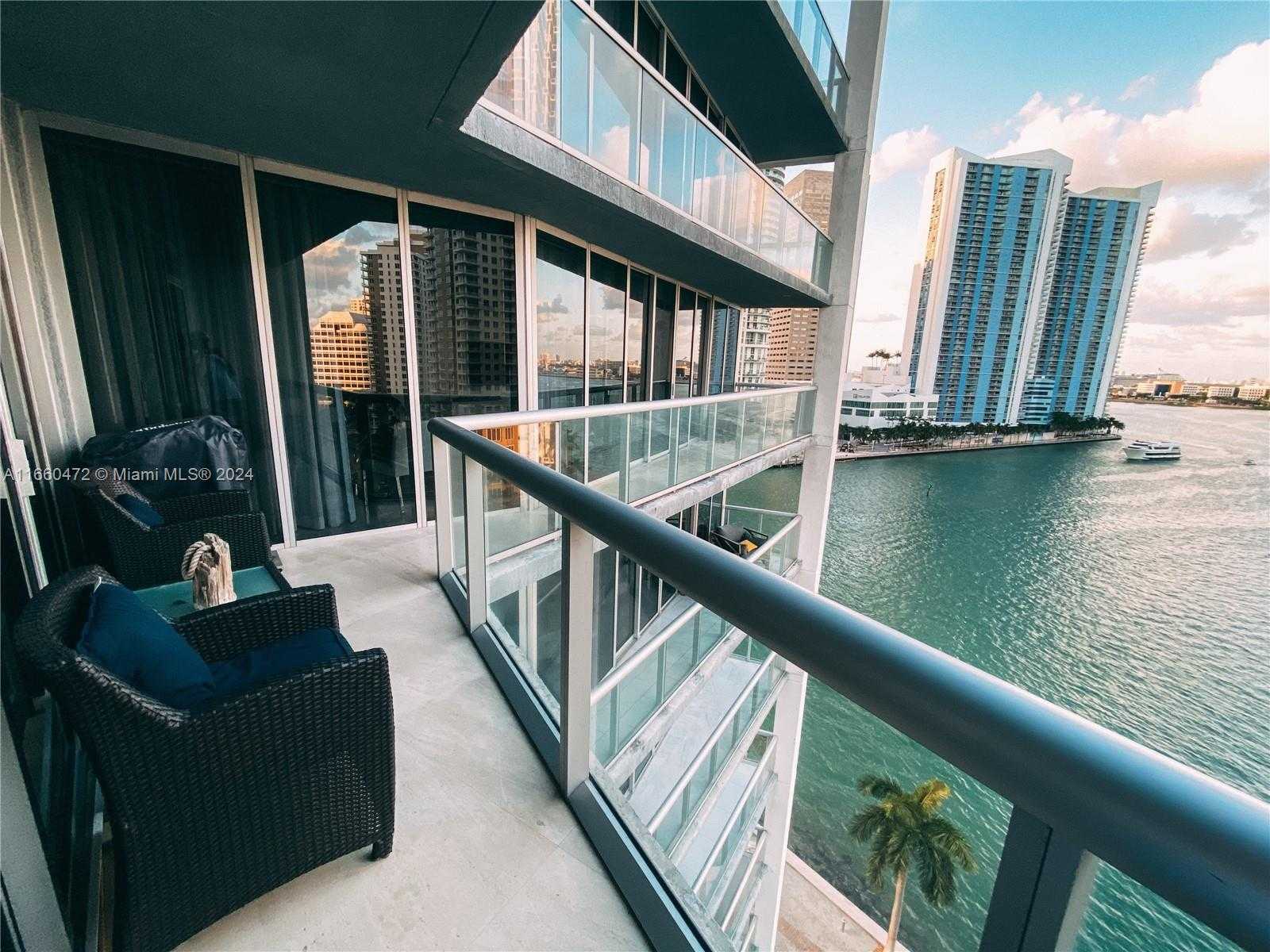 photo 1: 465 Brickell Ave Unit 1101, Miami FL 33131