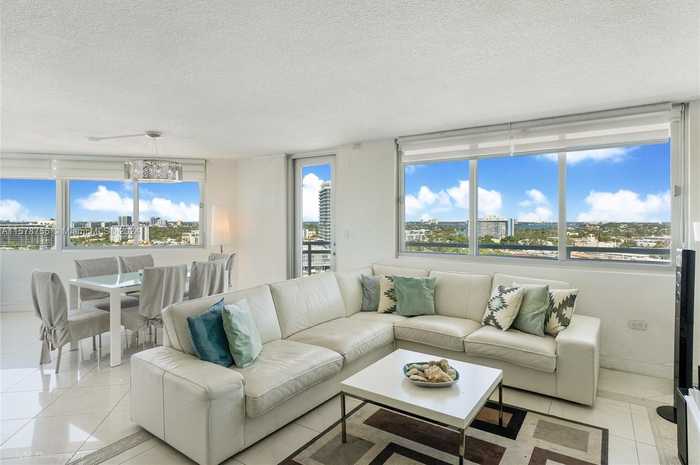 photo 1: 7135 Collins Ave Unit 1625, Miami Beach FL 33141