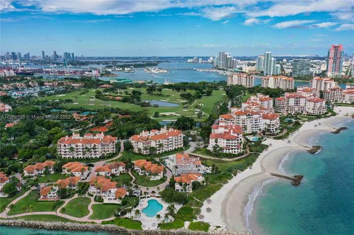 photo 2: 19133 Fisher Island Dr Unit 19133, Miami Beach FL 33109