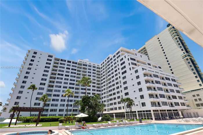 photo 1: 5005 Collins Ave Unit PH02, Miami Beach FL 33140