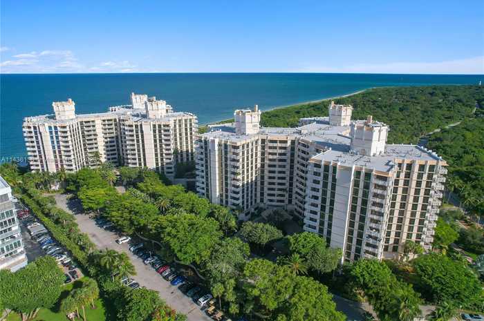 photo 1: 1121 Crandon Blvd Unit F201, Key Biscayne FL 33149