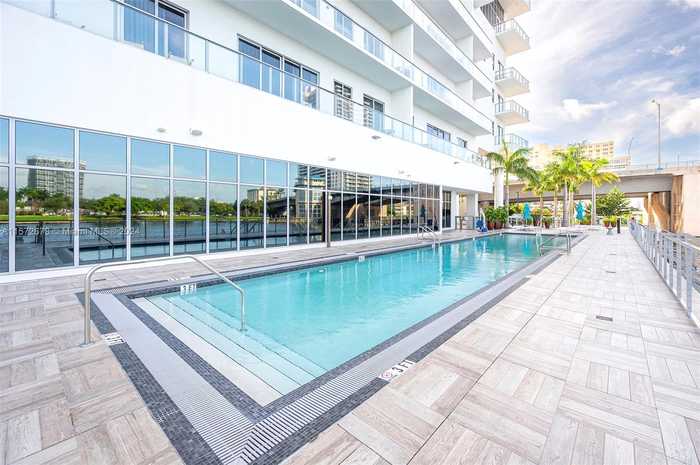 photo 25: 4010 S Ocean Dr Unit T3706, Hollywood FL 33019