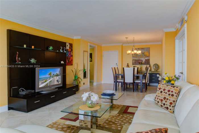 photo 1: 2030 S Ocean Dr Unit 2009, Hallandale Beach FL 33009