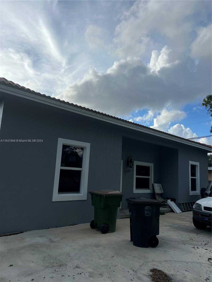 photo 2: 12320 NW 13 ave, Miami FL 33161