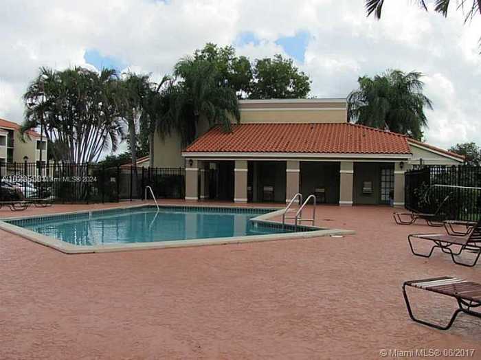 photo 2: Unit 9781, Sunrise FL 33351