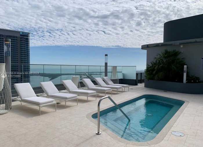 photo 32: 1000 Brickell Plz Unit 4905, Miami FL 33131