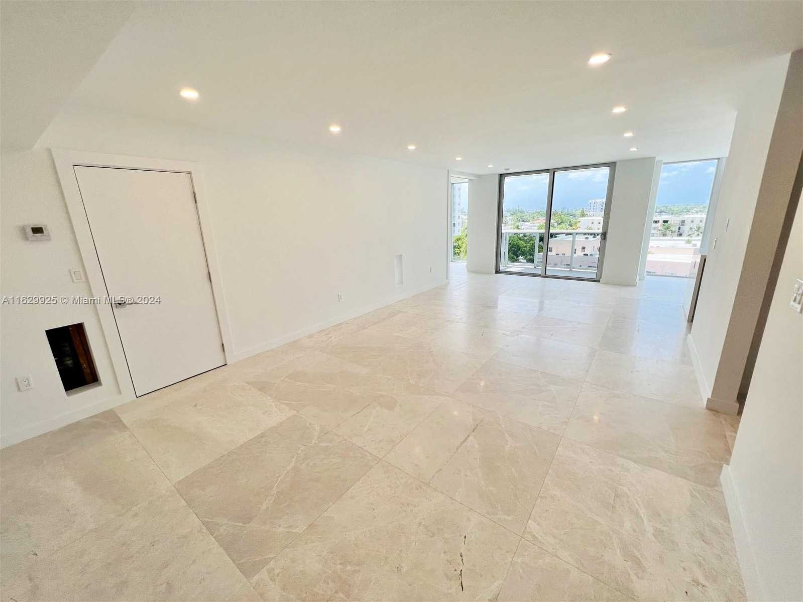 photo 1: 900 Bay Dr Unit 605, Miami Beach FL 33141