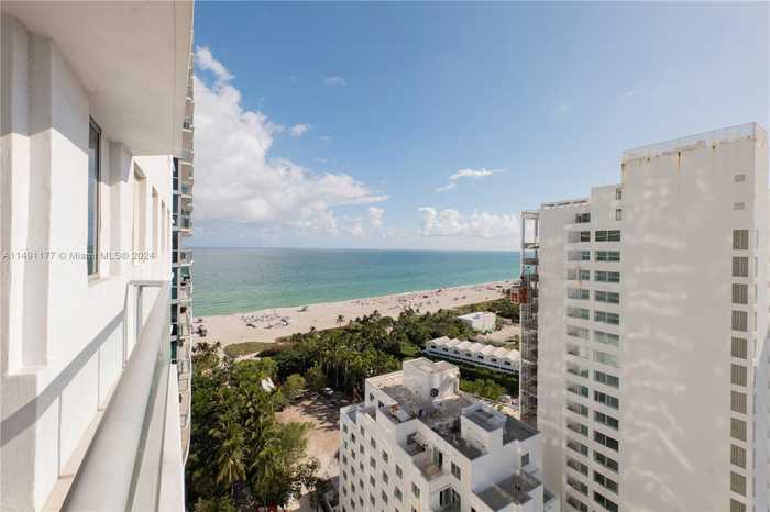 photo 2: 101 20th St Unit 2302, Miami Beach FL 33139