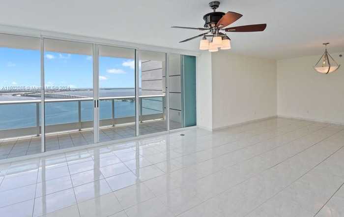 photo 2: 2127 Brickell Ave Unit 2804, Miami FL 33129