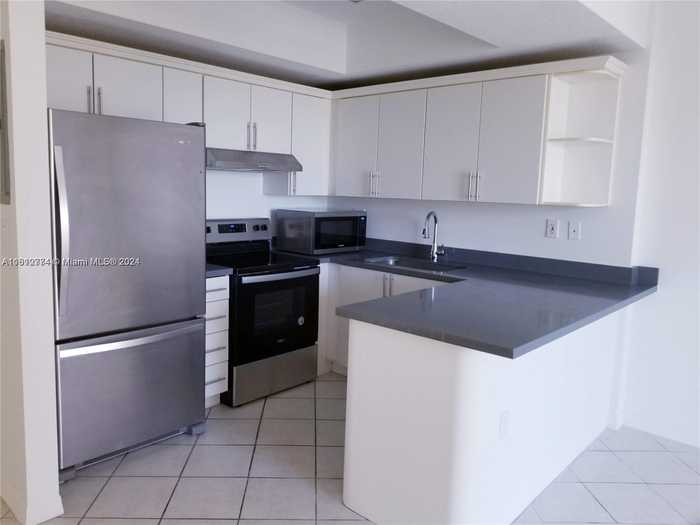 photo 2: Unit 600, Miami FL 33145