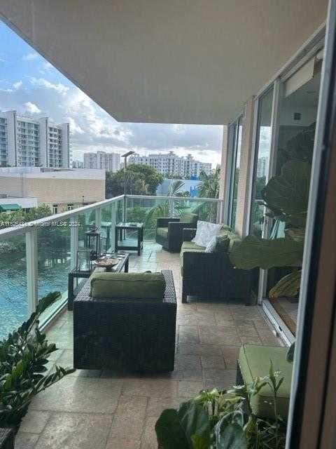 photo 3: 3330 NE 190 ST Unit 415, Aventura FL 33180