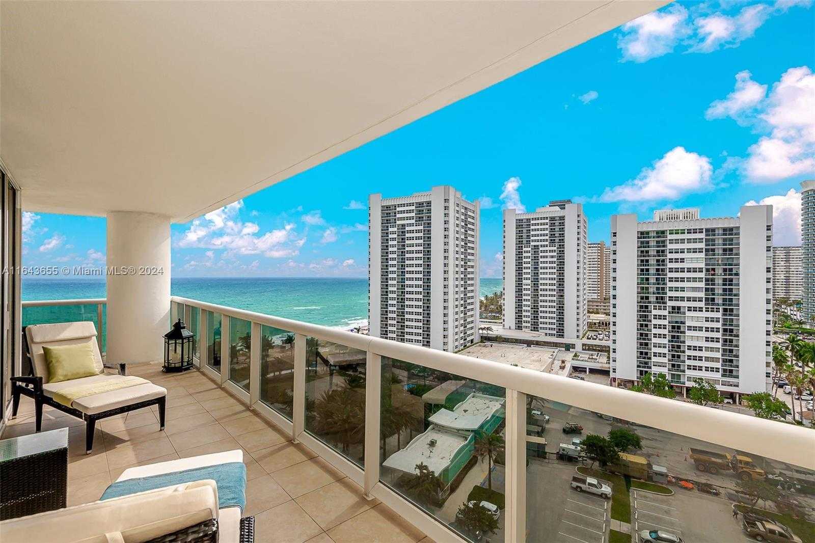 photo 3: 1850 S Ocean Dr Unit 1105, Hallandale Beach FL 33009