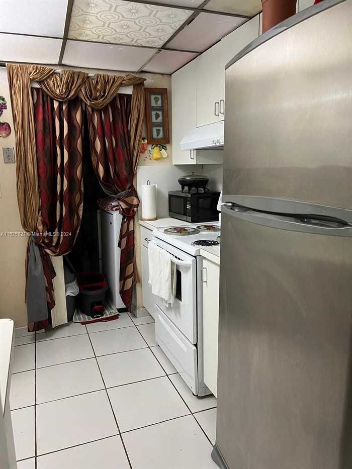 photo 2: 11780 SW 18th St Unit APT 528-2, Miami FL 33175