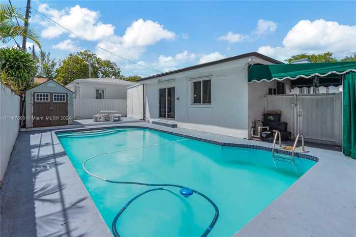 photo 1: 2220 SW 12th St, Miami FL 33135