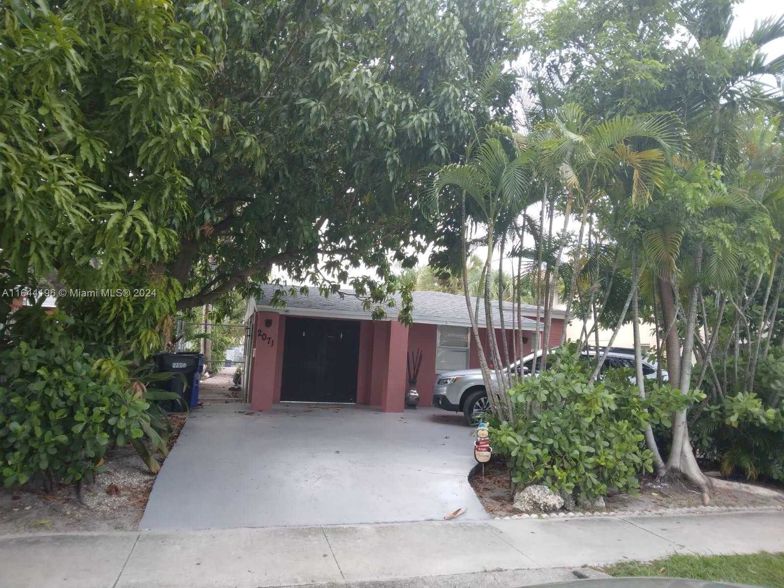 photo 2: undefined, North Miami Beach FL 33162