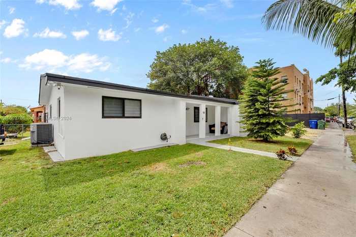 photo 1: 50 NW 31st Ave, Miami FL 33125