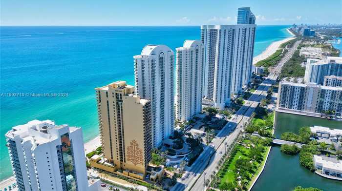 photo 2: 16275 Collins Ave Unit 2602, Sunny Isles Beach FL 33160